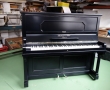 Schiedmayer Piano: Schellack abgeschliffen und neu lackiert